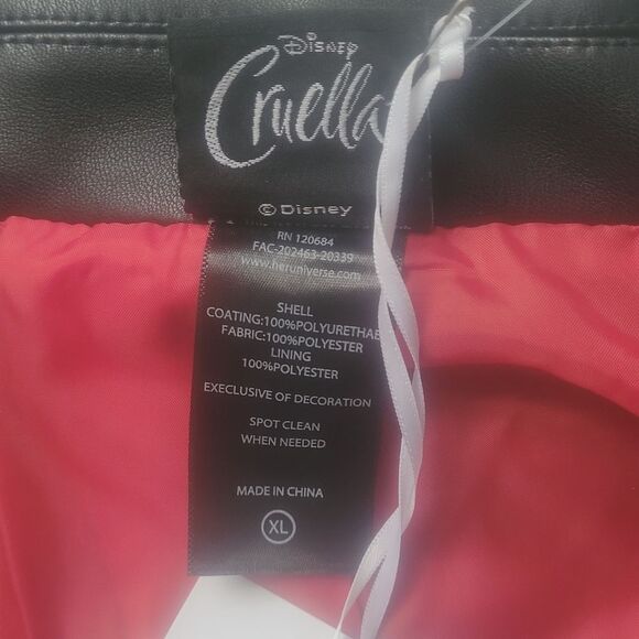 Disney Cruella Moto Jacket Speak of the DeVil 101 Dalmatians Junior XL New OOS - Picture 12 of 16
